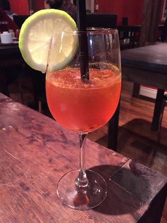 Santo Laurel . Tableria & Destileria